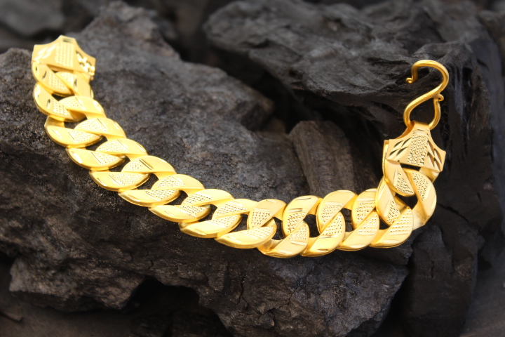HAND BRACELET