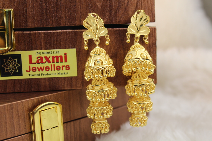 JHUMKI