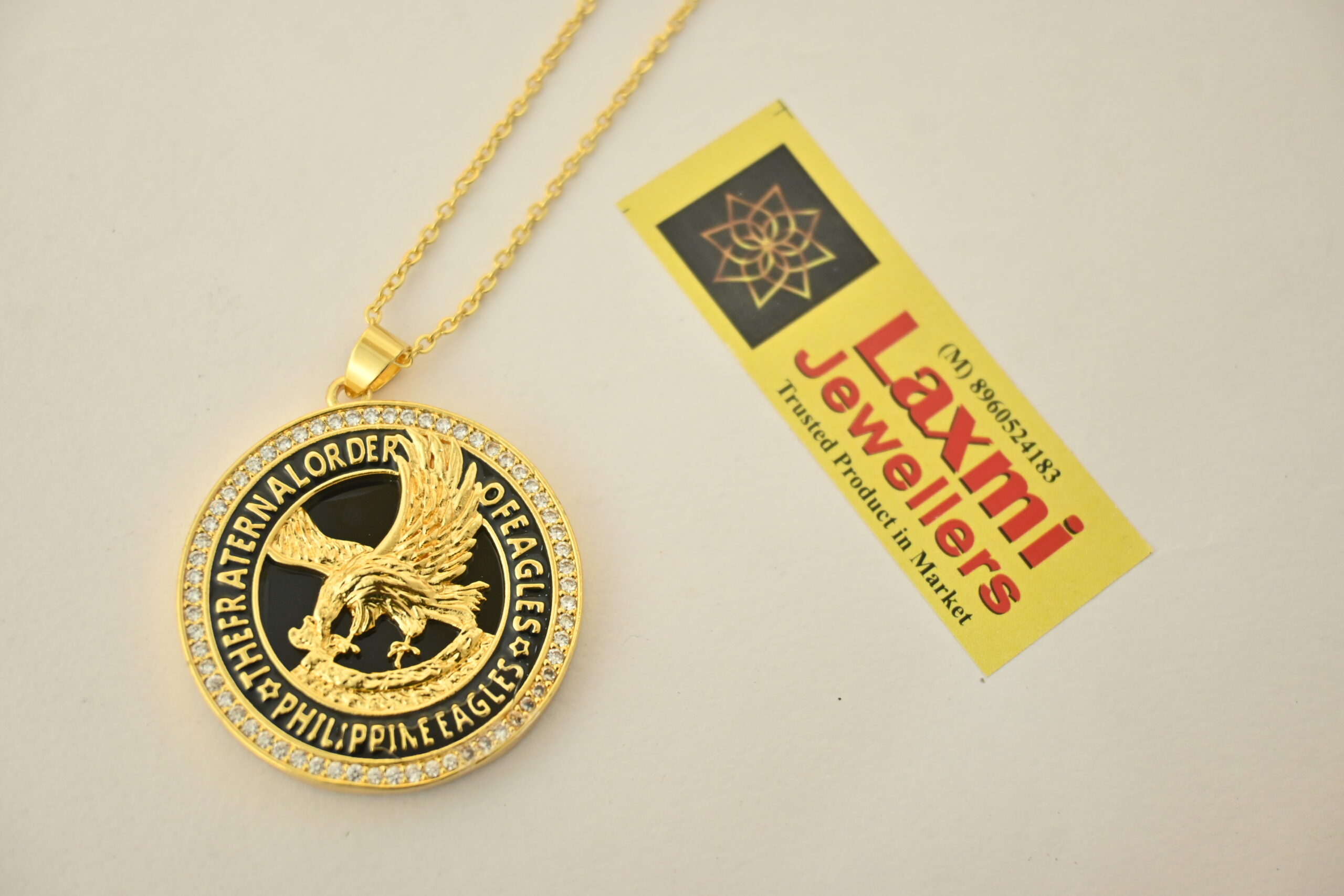 CHAIN WITH LOCKET
