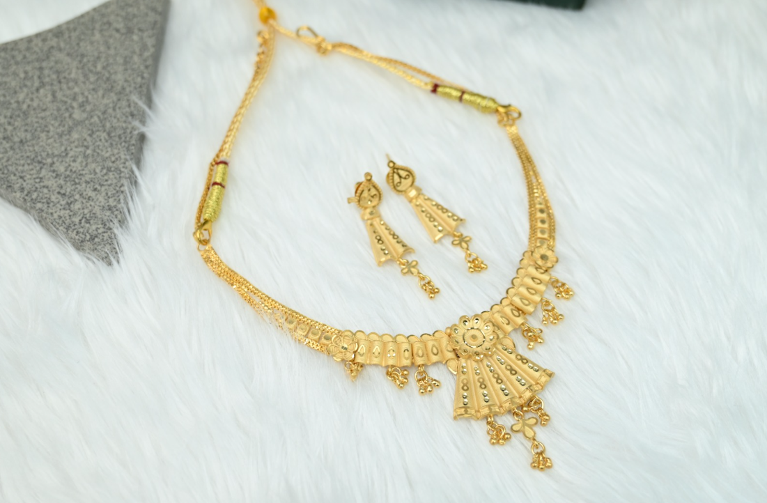 1.5mg necklace