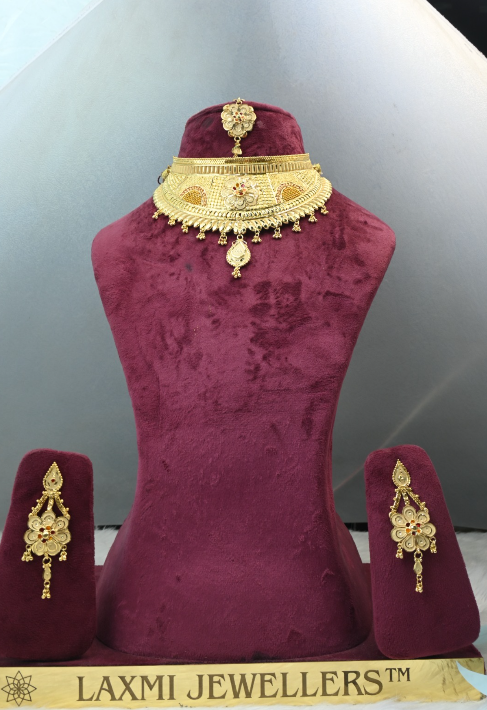 Choker set