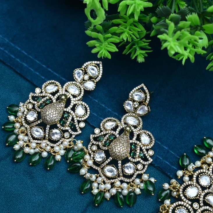 AD Necklace