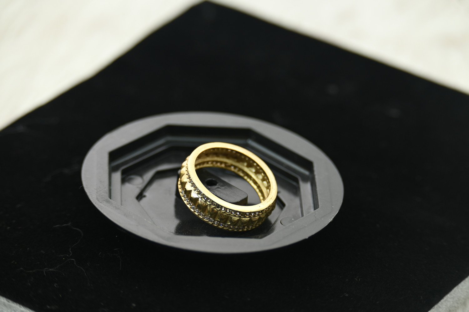 MEN'S RING