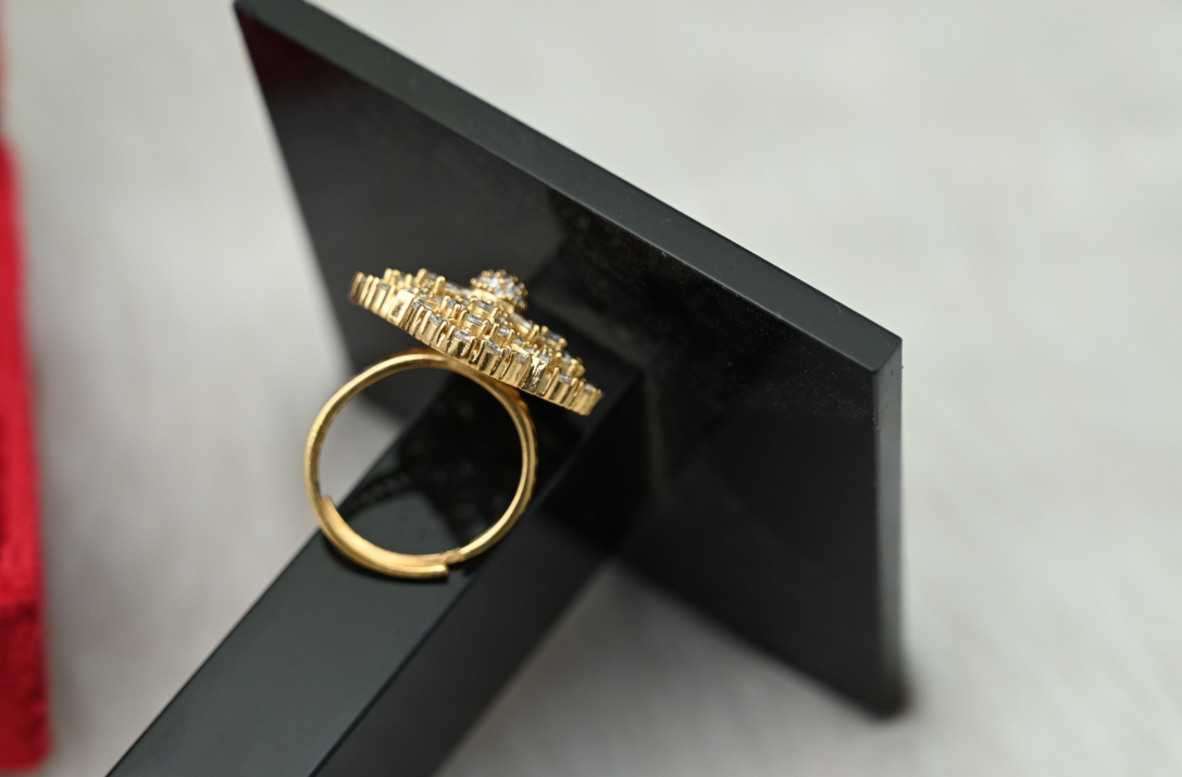 AD Ring