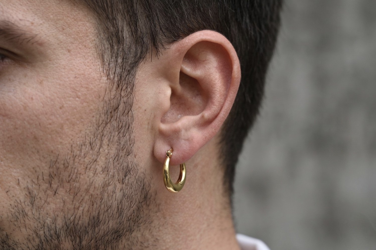 Men's studs