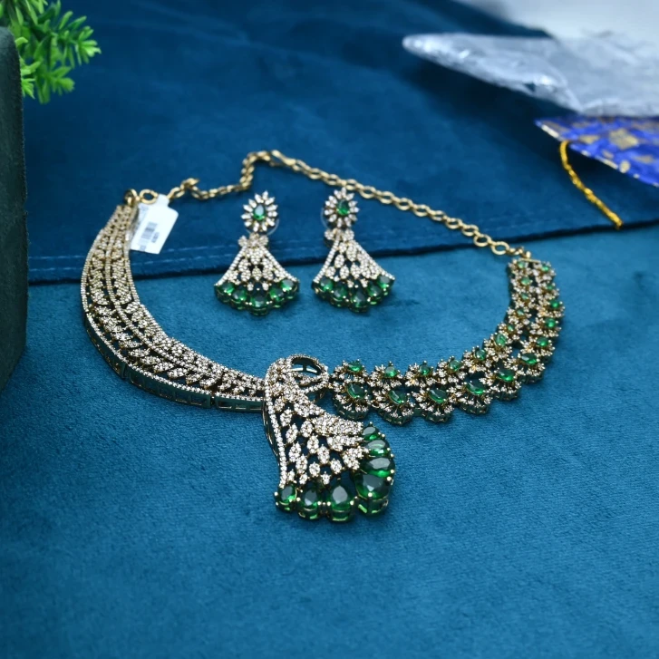 AD Necklace