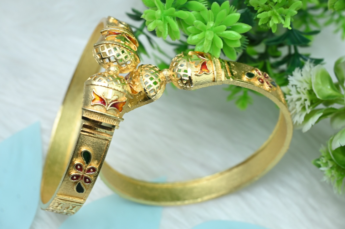 Bangle with earring free