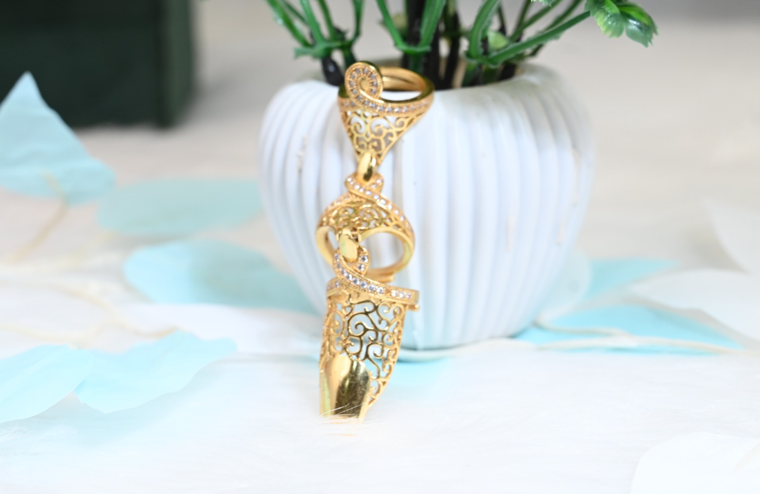 Nail Ring
