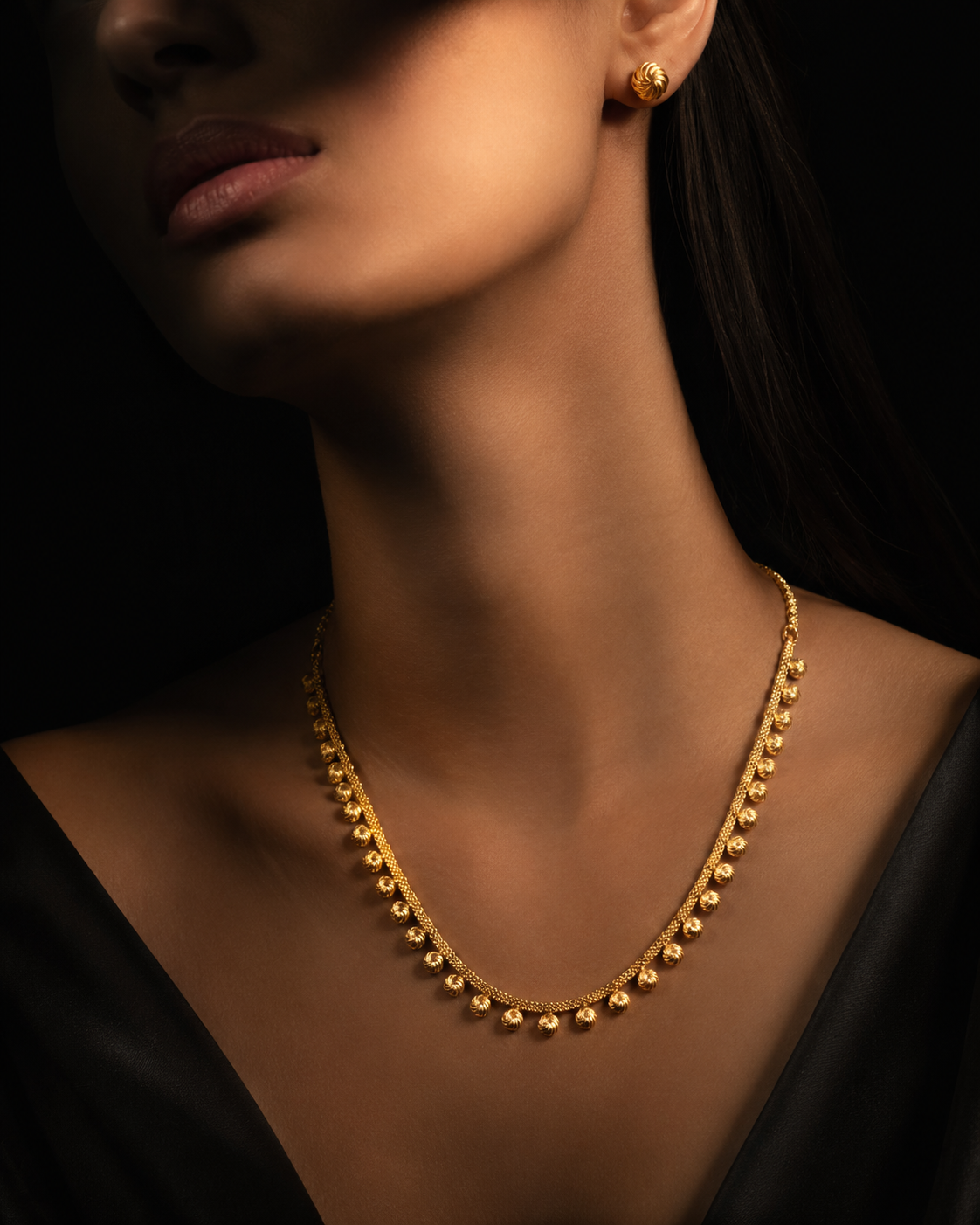 D\W NECKLACE