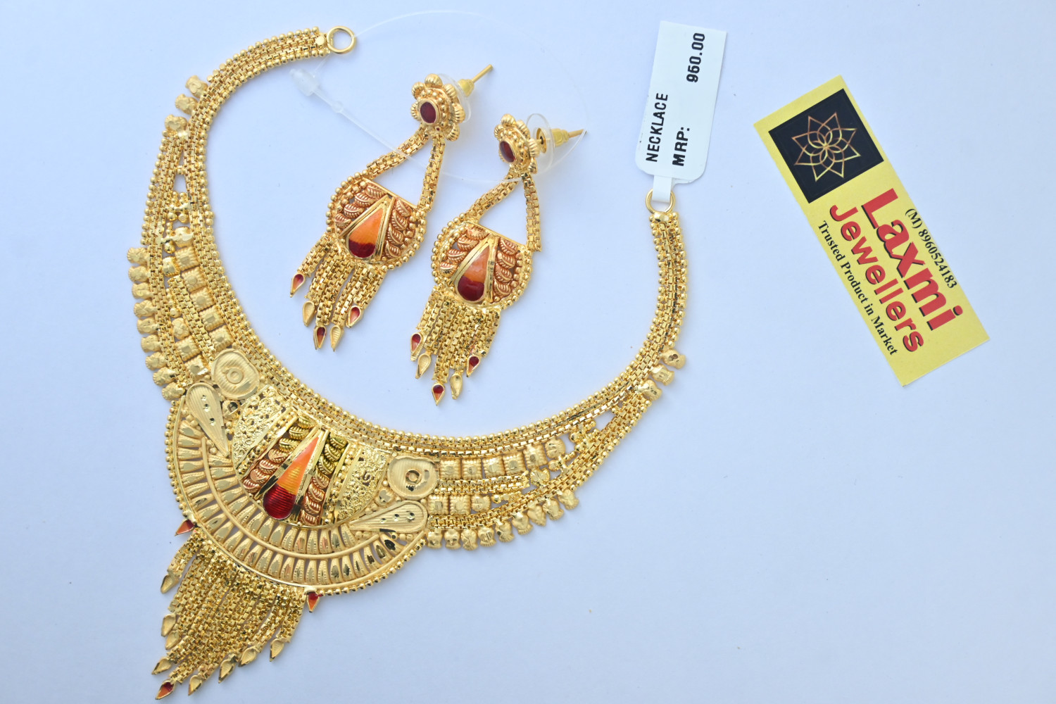 NECKLACE