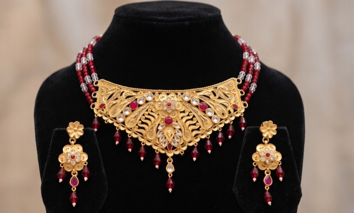 AD Necklace